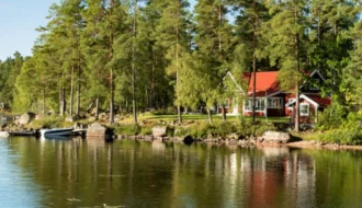 Hanakat mökin kausihuolto